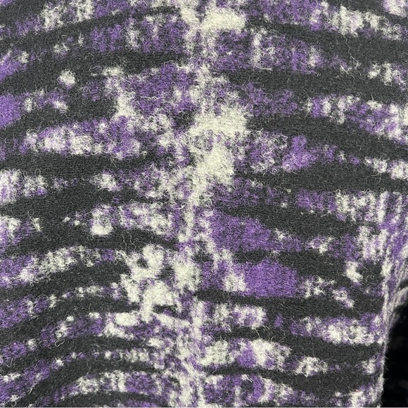 BCBG MAXAZRIA Cape Wrap Shawl Black Gray Purple W/Leather Trim Winter Travel OS - Picture 8 of 11